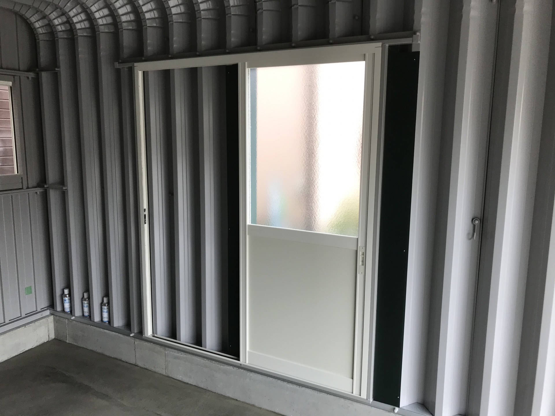 越谷市 カスケードガレージ NS-2000 モスグリーン｜アメリカンガレージ